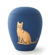 Tierurne aus samtener Keramik mit gold. Katzenrelief in marine