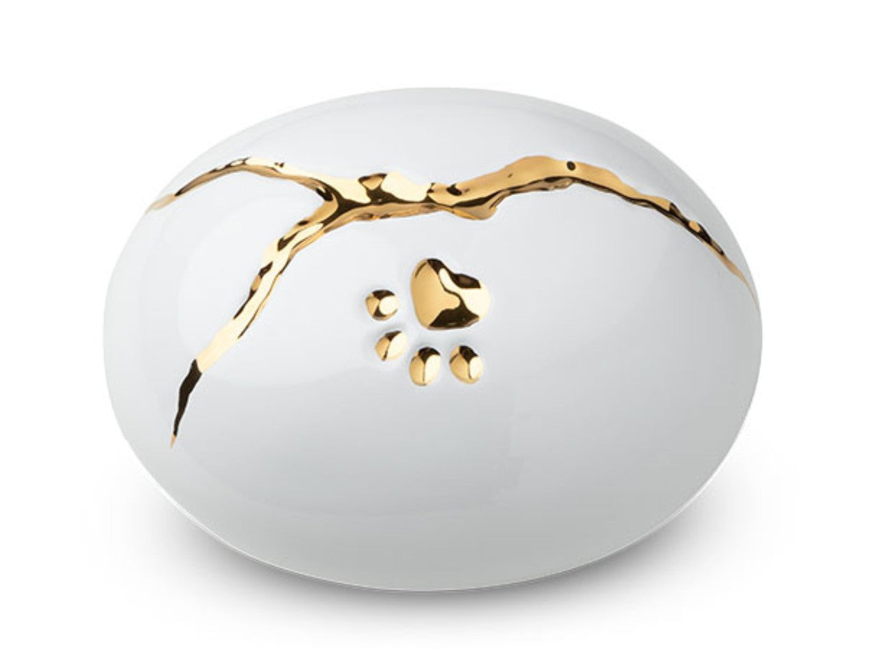 Tierurne Kintsugi in Weiß