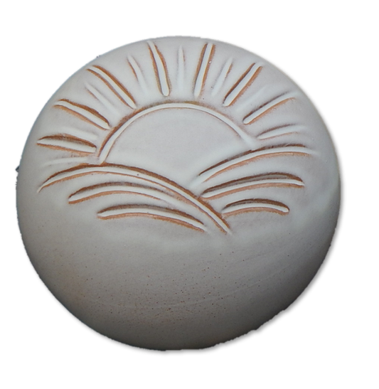 Tierurne in Kugelform mit Sonnenmotiv