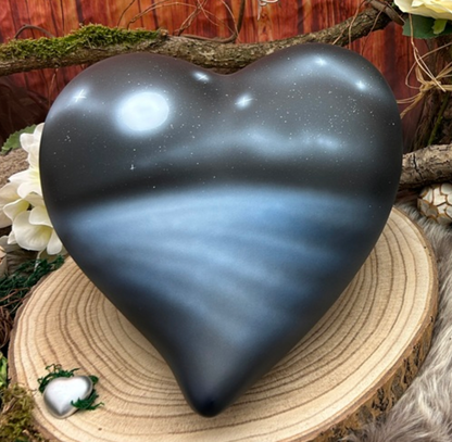 Tierurne in Herzform Airbrush Mond & Sterne