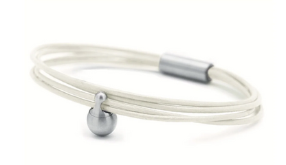 Ascheschmuck Lederarmband von Tadblu Serie "Charm"