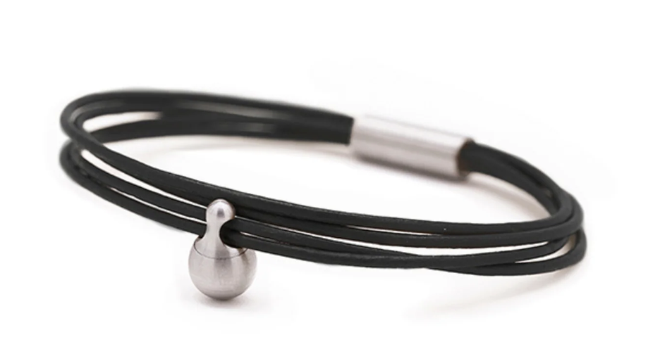 Ascheschmuck Lederarmband von Tadblu Serie "Charm"