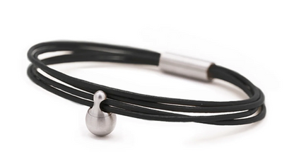 Ascheschmuck Lederarmband von Tadblu Serie "Charm"